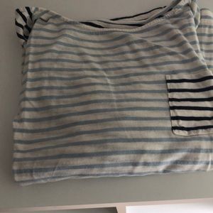 Old Navy two color striped long sleeve T-shirt
